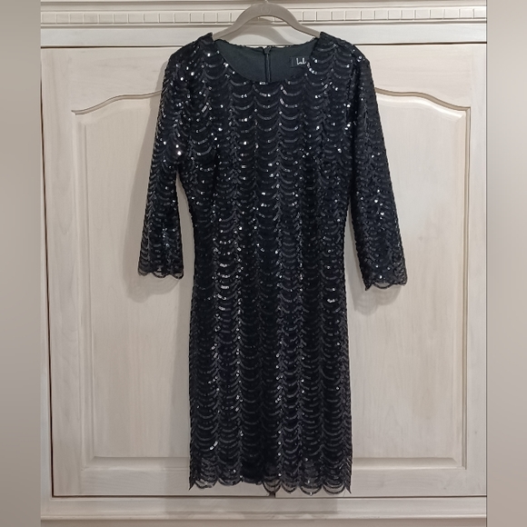 Lulus Dresses & Skirts - Lulus sequin dress